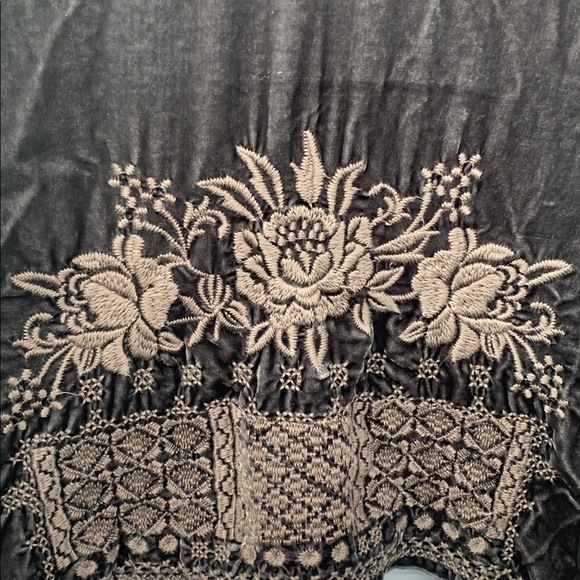 Johnny Was Women's Velvet Velour Kimono Embroidered Floral Gray Jacket Size M - Picture 5 of 8
